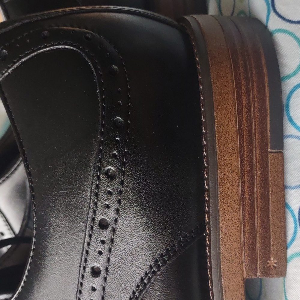 DOCKER'S Men's Sophisticated Dress/Business Shoes Sz. 12 - Picture 8 of 13